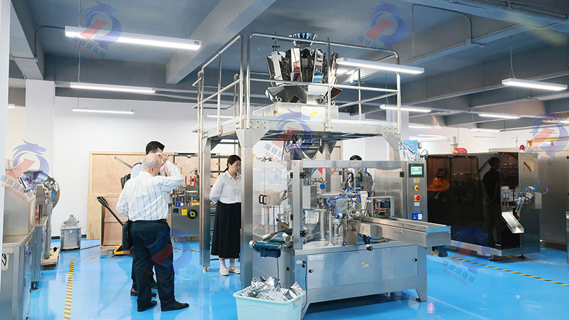 考察給袋式包裝機(jī)